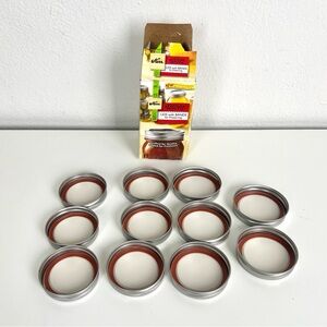 Kerr Regular Mouth Mason Jar Lids with Seals in Silver, 11 Bands with Rings Ball
